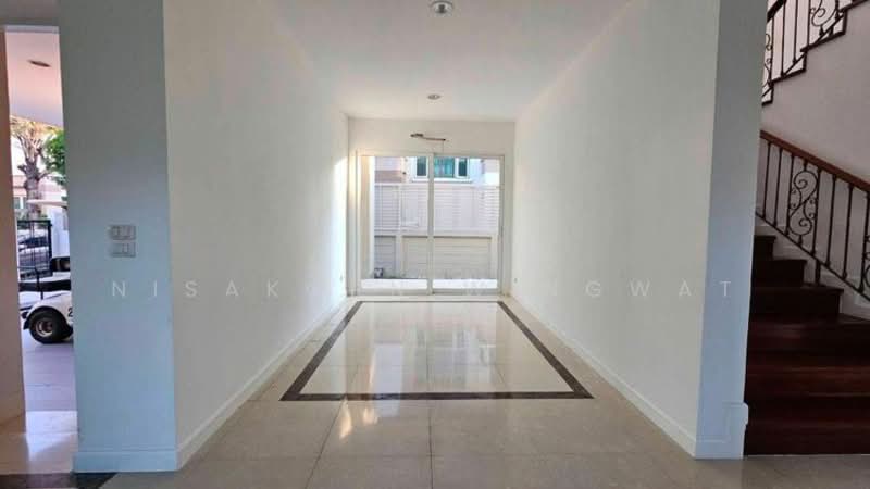 Nirvana Icon Pinklao, Bangkok, 178 Phutthamonthon Sai 2, Sala Thammasop, Thawi Watthana, Bangkok, 3 Bedrooms, 460 sqm, Single Detached House For Sale, by Nisakorn Wingwat, 500190948 - DDproperty.com