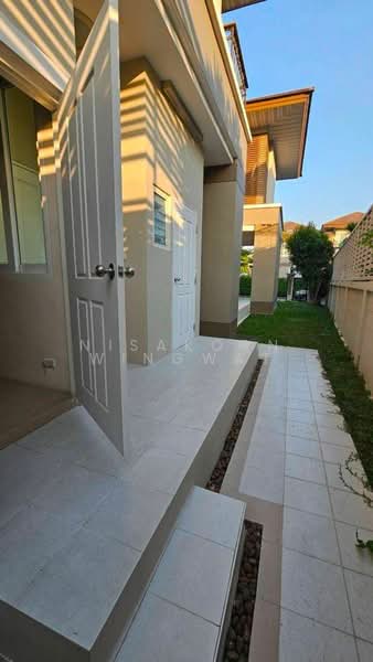 Nirvana Icon Pinklao, Bangkok, 178 Phutthamonthon Sai 2, Sala Thammasop, Thawi Watthana, Bangkok, 3 Bedrooms, 460 sqm, Single Detached House For Sale, by Nisakorn Wingwat, 500190948 - DDproperty.com