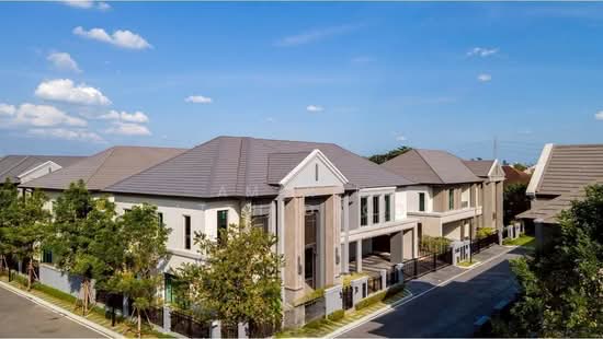 Grand Bangkok Boulevard Pinklao-Kanchana : แกรนด์บางกอก บูเลอวาร์ด ปิ่นเกล้า-กาญจนา, กรุงเทพ