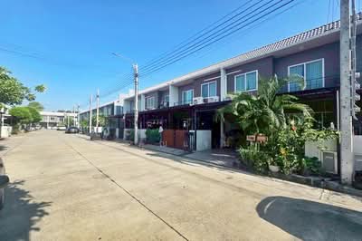 ขาย - The Colors Wongwaen-Ramintra 2 : เดอะ คัลเลอร์ส วงแหวนฯ-รามอินทรา 2, กรุงเทพ