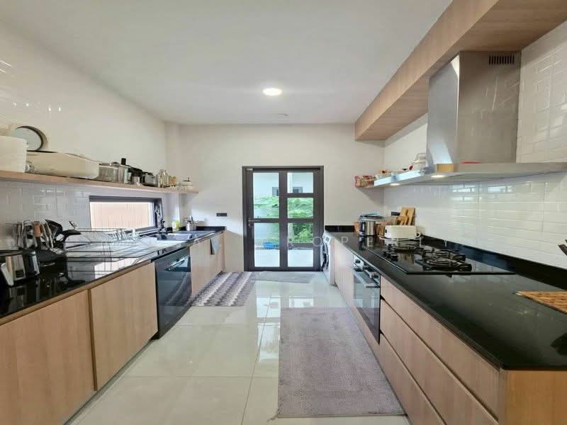 บ้านเดี่ยว พูลวิลล่าหรู พัทยา, Chon Buri (Pattaya), Bang Lamung, Bang Lamung (Pattaya), Chon Buri (Pattaya), 4 Bedrooms, 464 sqm, Single Detached House For Sale, by A.T.A. Property, 500190964 - DDproperty.com