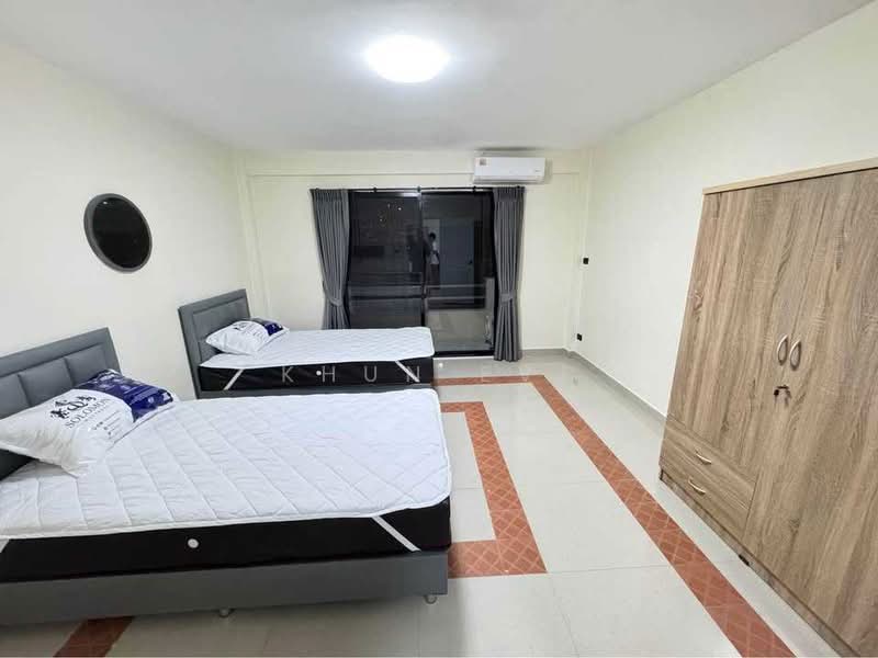 Newly renovated Townhouse at Town in town 19 ( SPSEVE1778 ), Bangkok, ทาวน์อินทาวน์ ซอย 19, Phlapphla, Wang Thonglang, Bangkok, 4 Bedrooms, 249 sqm, Townhouse For Rent, by Khun Eve, 500190965 - DDproperty.com