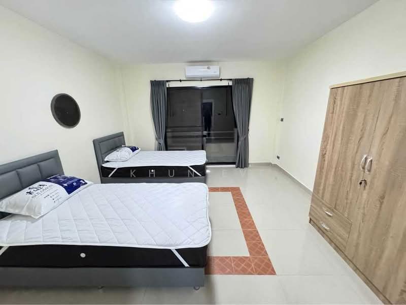 Newly renovated Townhouse at Town in town 19 ( SPSEVE1778 ), Bangkok, ทาวน์อินทาวน์ ซอย 19, Phlapphla, Wang Thonglang, Bangkok, 4 Bedrooms, 249 sqm, Townhouse For Rent, by Khun Eve, 500190965 - DDproperty.com