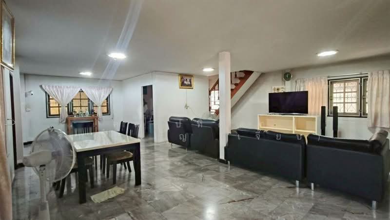 หมู่บ้านณรงค์สุขนิเวศน์ ซอยนนทบุรี6, Nonthaburi, Talat Kwan, Muang Nonthaburi, Nonthaburi, 4 Bedrooms, 300 sqm, Single Detached House For Sale, by คุณ ปทิตตา รักษ์เจริญ (เจี๊ยบ), 500190967 - DDproperty.com