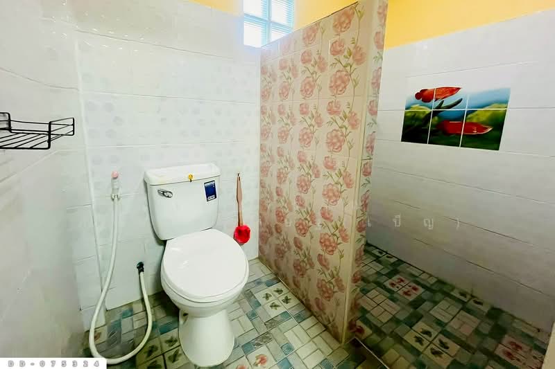 DD-075324 Detached House, Nong Kham, Sriracha, Chonburi, near Nong Kho Airport, Chon Buri (Pattaya), Nong - Kham, Si Racha, Chon Buri (Pattaya), 2 Bedrooms, 150 sqm, Single Detached House For Sale, by Benchawarin Pakkawetppisit, 500190989 - DDproperty.com