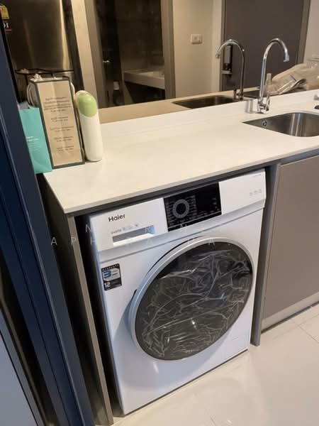 IDEO Sathorn-Wongwian Yai, Bangkok, 219 Soi Krung Thonburi 1, Khlong Ton Sai, Khlong San, Bangkok, 1 Bedroom, 28 sqm, Condo For Rent, by Natrinee Aphirachatanon, 500190994 - DDproperty.com