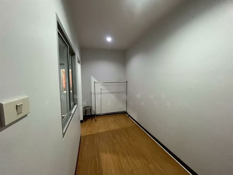 ทาวน์โฮม 3 ชั้น 18 ตร.ว. ทาวน์โฮม ซอยสุขาภิบาล5 ซอย5 ถนนรามอินทรา, Bangkok, Tha Rang, Bang Khen, Bangkok, 2 Bedrooms, 120 sqm, Townhouse For Sale, by คุณ ภาณุพันธ์ สัครพันธ์ (ภาณุ), 500190995 - DDproperty.com