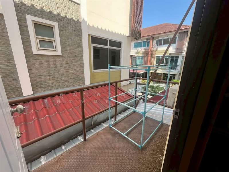 ทาวน์โฮม 3 ชั้น 18 ตร.ว. ทาวน์โฮม ซอยสุขาภิบาล5 ซอย5 ถนนรามอินทรา, กรุงเทพ, ท่าแร้ง, บางเขน, กรุงเทพ, 120 ตร.ม., ทาวน์เฮ้าส์ ขาย, โดย คุณ ภาณุพันธ์ สัครพันธ์ (ภาณุ), 500190995 - DDproperty.com