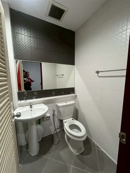 ทาวน์โฮม 3 ชั้น 18 ตร.ว. ทาวน์โฮม ซอยสุขาภิบาล5 ซอย5 ถนนรามอินทรา, กรุงเทพ, ท่าแร้ง, บางเขน, กรุงเทพ, 120 ตร.ม., ทาวน์เฮ้าส์ ขาย, โดย คุณ ภาณุพันธ์ สัครพันธ์ (ภาณุ), 500190995 - DDproperty.com