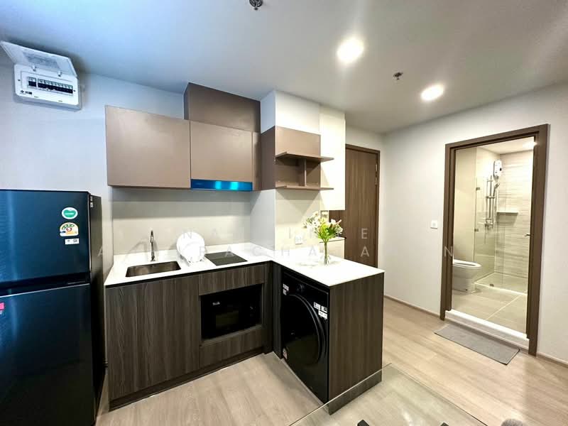 Life Phahon-Ladprao, Bangkok, 996 Phahonyothin Road, Jom Phon, Chatuchak, Bangkok, 1 Bedroom, 42 sqm, Condo For Rent, by Natrinee Aphirachatanon, 500190997 - DDproperty.com