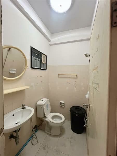 ขาย - อาคารพาณิชย์ 3.5 ชั้น 23.6 ตร.ว. หมู่บ้านกรีนการ์เด้นโฮม ลำลูกกา คลอง8, ปทุมธานี