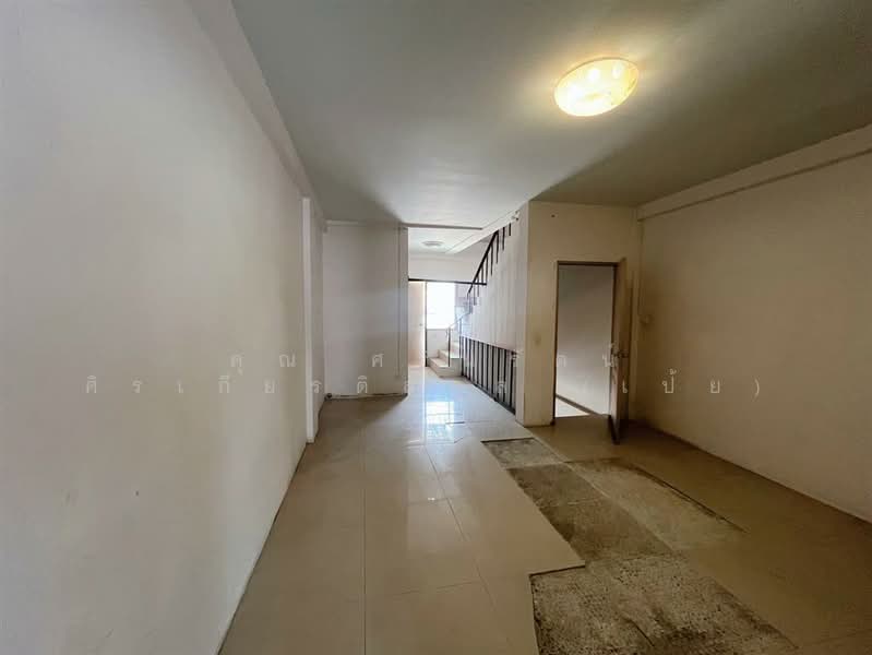 ขาย - อาคารพาณิชย์ 3.5 ชั้น 23.6 ตร.ว. หมู่บ้านกรีนการ์เด้นโฮม ลำลูกกา คลอง8, ปทุมธานี