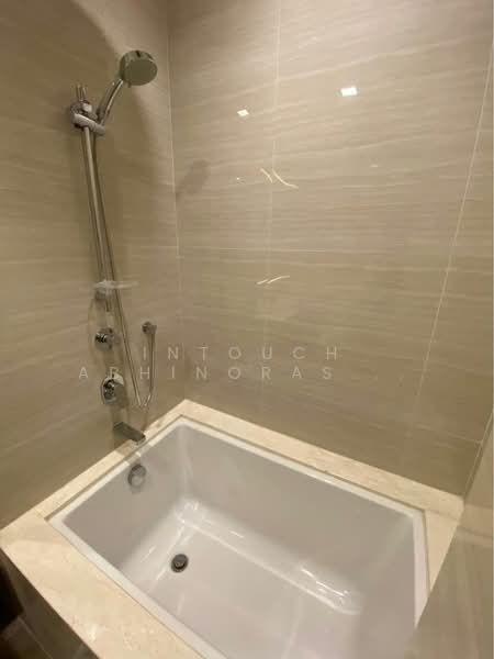 Noble BE33 : โนเบิล บี เทอร์ตี้ทรี, กรุงเทพ, 19 ซอยสุขุมวิท 33, คลองตันเหนือ, วัฒนา, กรุงเทพ, 40 ตร.ม., คอนโด ให้เช่า, โดย Intouch Abhinorasaeth, 500191031 - DDproperty.com