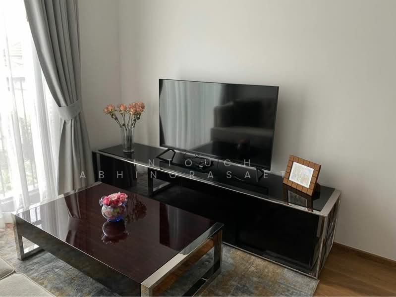 Noble BE33, Bangkok, 19 Soi Sukhumvit 33, Khlong Tan Nua, Watthana, Bangkok, 1 Bedroom, 40 sqm, Condo For Rent, by Intouch Abhinorasaeth, 500191031 - DDproperty.com