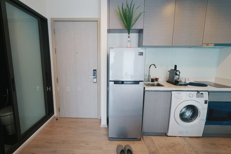 Rhythm Sukhumvit 36-38, Bangkok, 55 Soi Sukhumvit 36, Sukhumvit Road, Phra Kanong, Khlong Toei, Bangkok, Studio, 25 sqm, Condo For Rent, by Thida Thewinram, 500191040 - DDproperty.com