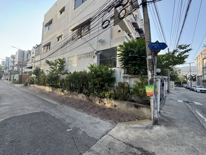 For Rent - TOWNHOUSE ติด Makro สาทร, Bangkok