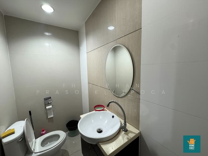 For Rent - TOWNHOUSE ติด Makro สาทร, Bangkok