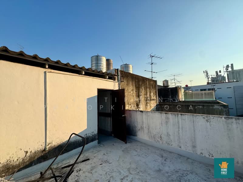 For Rent - TOWNHOUSE ติด Makro สาทร, Bangkok