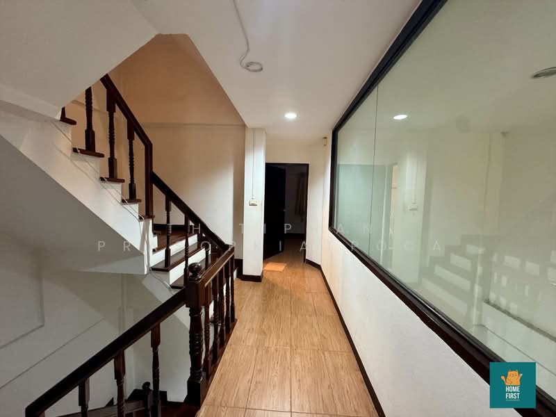 For Rent - TOWNHOUSE ติด Makro สาทร, Bangkok