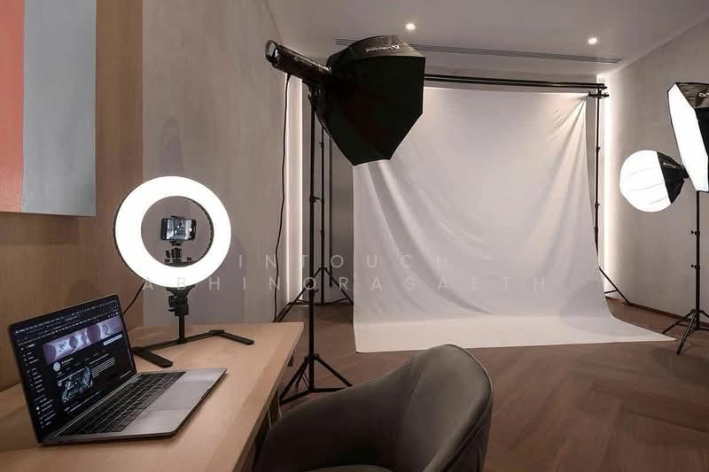 XT Huaikhwang, Bangkok, 244 Ratchadaphisek Road, Huai Khwang, Huai Khwang, Bangkok, 1 Bedroom, 35 sqm, Condo For Rent, by Intouch Abhinorasaeth, 500191063 - DDproperty.com