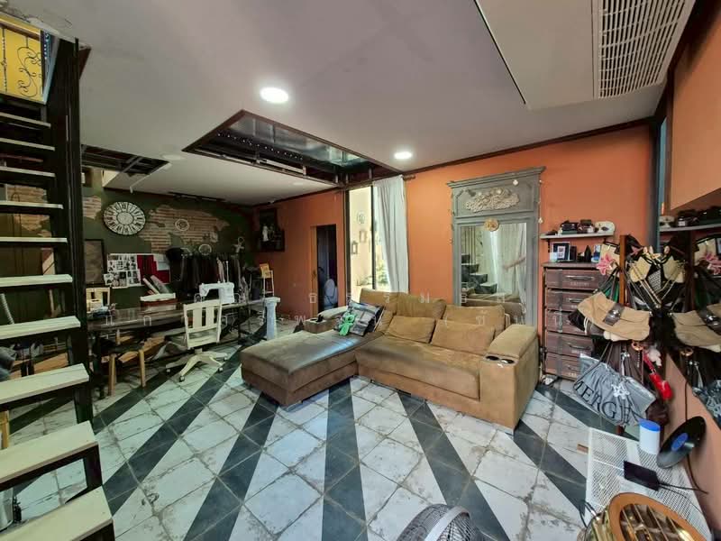 Wisatesuknakorn 16-Prachauthit 90, Samut Prakan, Soi Wiset Suk Nakorn Village Project 16, Pracha Uthit 90 Road, Ban Khlong Suan, Phra Samut Jadee, Samut Prakan, 5 Bedrooms, 240 sqm, Townhouse For Sale, by คุณ ธรรมธัส แก้วศรีพจน์ (ซันนี่), 500191119 - DDproperty.com