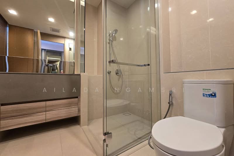 The Esse Asoke, Bangkok, 333 Soi Sukhumvit 21, Sukhumvit Road, Khlongtoei Nua, Watthana, Bangkok, 1 Bedroom, 44 sqm, Condo For Rent, by Ailada Ngamsri, 500191123 - DDproperty.com