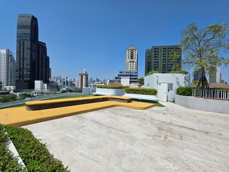 Chewathai Residence Thonglor, Bangkok, Soi Thonglor 20, Thonglor Road, Khlong Tan Nua, Watthana, Bangkok, 1 Bedroom, 33 sqm, Condo For Rent, by Eric Fu, 500191128 - DDproperty.com