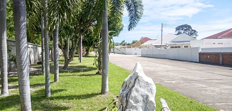 Chokchai 3, Bang Saray, Sattahip, Chon Buri (Pattaya), Bang Sa-re, Sattahip, Chon Buri (Pattaya), 5 Bedrooms, 340 sqm, Single Detached House For Sale, by บริษัท เอชแอล แอสเซท จำกัด, 500191130 - DDproperty.com