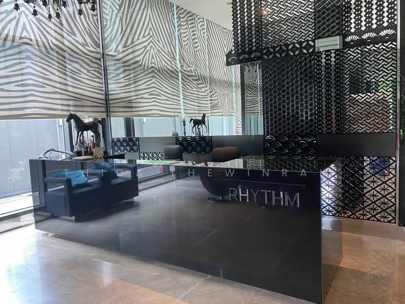Rhythm Sukhumvit 36-38, Bangkok, 55 Soi Sukhumvit 36, Sukhumvit Road, Phra Kanong, Khlong Toei, Bangkok, Studio, 24 sqm, Condo For Rent, by Thida Thewinram, 500191145 - DDproperty.com