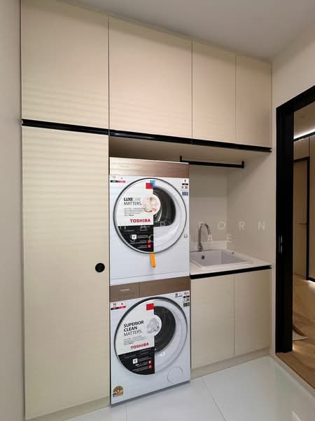 Baan Klang Krung Thonglor, Bangkok, 55 Soi Sukhumvit 55, Khlong Tan Nua, Watthana, Bangkok, 4 Bedrooms, 350 sqm, Townhouse For Sale, by Patcharaporn Binsorlae, 500191147 - DDproperty.com