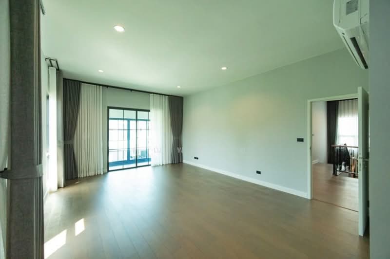 Setthasiri Krungthep-Pathumthani, Pathum Thani, Bang Khu Wat, Muang Pathum Thani, Pathum Thani, 4 Bedrooms, 285 sqm, Single Detached House For Sale, by คุณพลอย, 500191154 - DDproperty.com