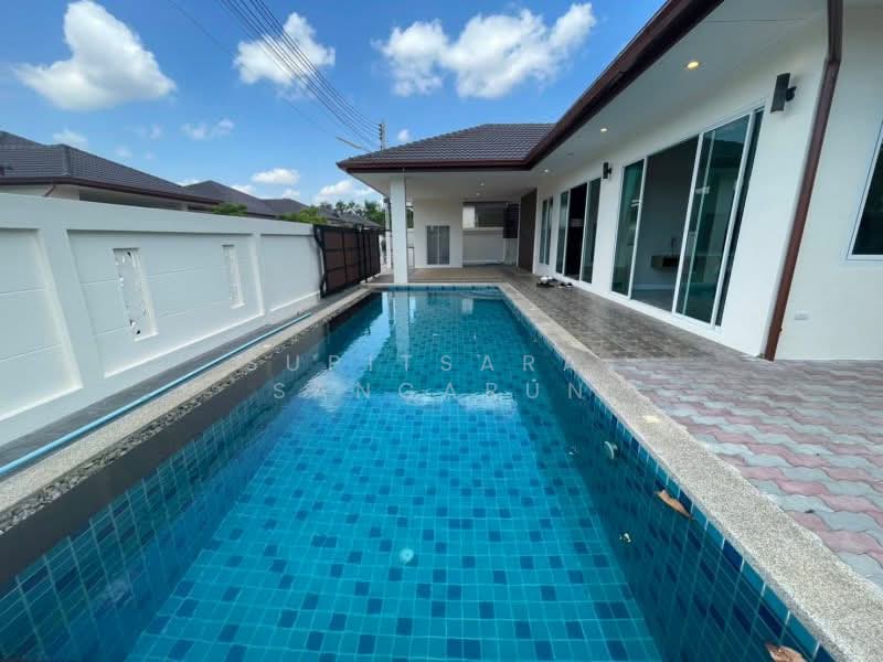 3-BR Villa, Chon Buri (Pattaya), Huai Yai, Bang Lamung (Pattaya), Chon Buri (Pattaya), 3 Bedrooms, 204 sqm, Villa For Rent, by Supitsara  Sangarun, 500191171 - DDproperty.com
