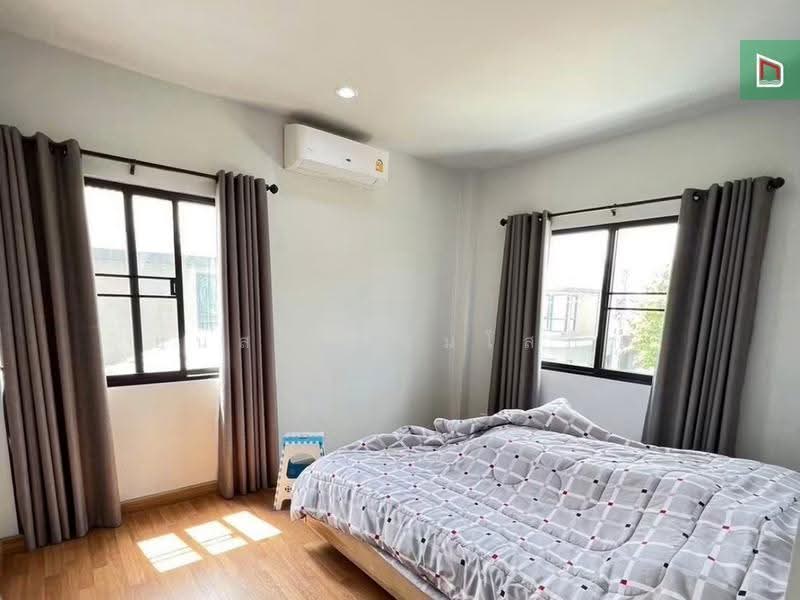 Warabodin Rangsit Klong 3, Pathum Thani, Along Khlong 3 Rangsit, Lat Sawai, Lam Luk Ka, Pathum Thani, 3 Bedrooms, 225 sqm, Single Detached House For Sale, by ธนสร พรมโสภา, 500191191 - DDproperty.com