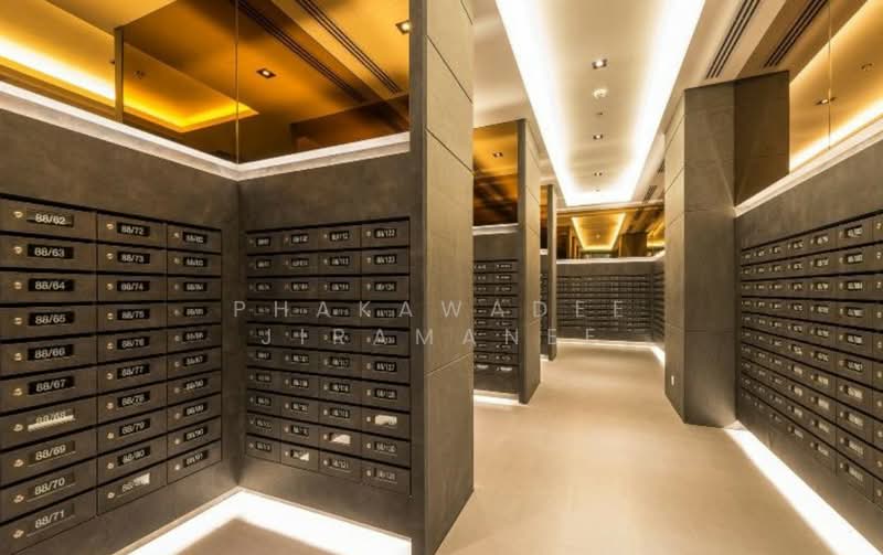 Life Pinklao, Bangkok, Boromarajonani Road, Bang Bamru, Bang Phlat, Bangkok, 1 Bedroom, 30 sqm, Condo For Sale, by Phakawadee Jiramanee, 500191193 - DDproperty.com