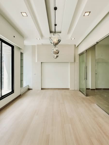 Baan Klang Muang Rama 9 - Ladprao, Bangkok, Soi Ladprao 88, Wang Thonglang, Wang Thonglang, Bangkok, 4 Bedrooms, 100 sqm, Townhouse For Sale, by Jirasate Lertdhirakul, 500191234 - DDproperty.com