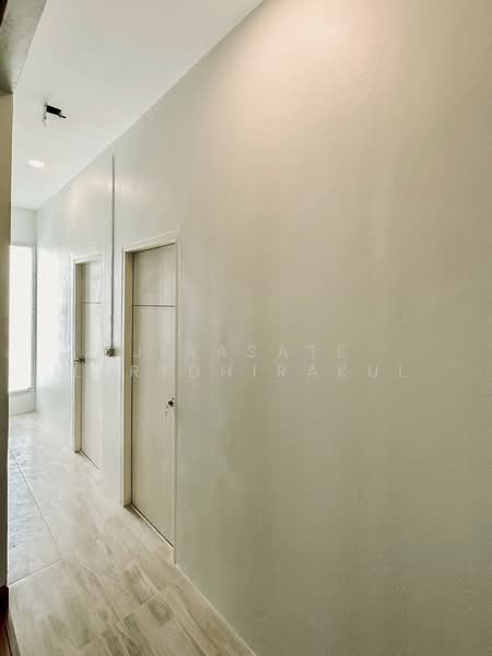 Baan Klang Muang Rama 9 - Ladprao, Bangkok, Soi Ladprao 88, Wang Thonglang, Wang Thonglang, Bangkok, 4 Bedrooms, 100 sqm, Townhouse For Sale, by Jirasate Lertdhirakul, 500191234 - DDproperty.com