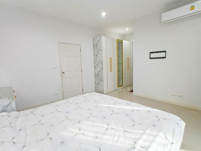 The Miracle Plus Phet Kasem 63, Bangkok, Petchkasem Road, Lak Song, Bang Khae, Bangkok, 3 Bedrooms, 144 sqm, Townhouse For Sale, by Natasa Techathonthanakhun, 500191244 - DDproperty.com