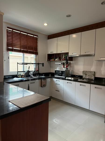Grand Canal Donmuang, Bangkok, Cherdwutthakat Road, Si Khan, Don Mueang, Bangkok, 4 Bedrooms, 260 sqm, Single Detached House For Sale, by Khlueanphon Nukulsirisak, 500191262 - DDproperty.com