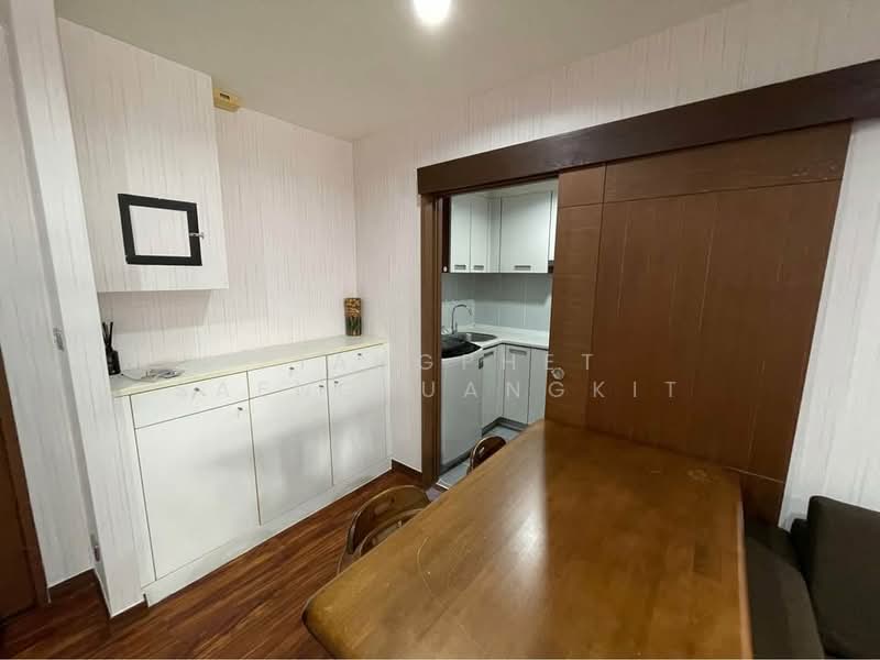 Silom City Resort, Bangkok, 25 Phiphat 2, Silom, Bang Rak, Bangkok, 1 Bedroom, 43 sqm, Condo For Rent, by Piangphet Saengtuangkit, 500191304 - DDproperty.com