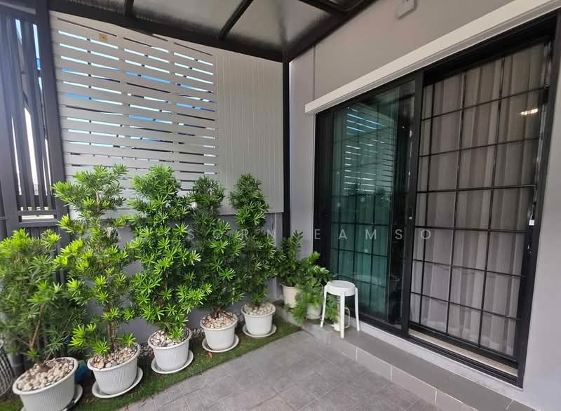 3-BR Townhouse, Bangkok, Bang Phlat, Bang Phlat, Bangkok, 3 Bedrooms, 120 sqm, Townhouse For Sale, by Adisorn Eamso, 500191357 - DDproperty.com