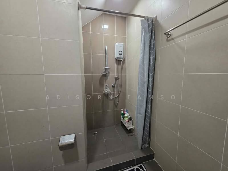 3-BR Townhouse, Bangkok, Bang Phlat, Bang Phlat, Bangkok, 3 Bedrooms, 120 sqm, Townhouse For Sale, by Adisorn Eamso, 500191357 - DDproperty.com