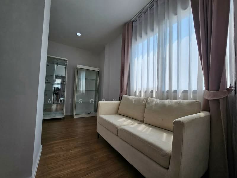 Baan Klang Muang The Edition Rama 9-Krungthep Kreetha, Bangkok, Kanchanaphisek Road 23, Saphan Sung, Saphan Sung, Bangkok, 4 Bedrooms, 218 sqm, Semi-Detached House (Twin House) For Rent, by Adisorn Eamso, 500191367 - DDproperty.com