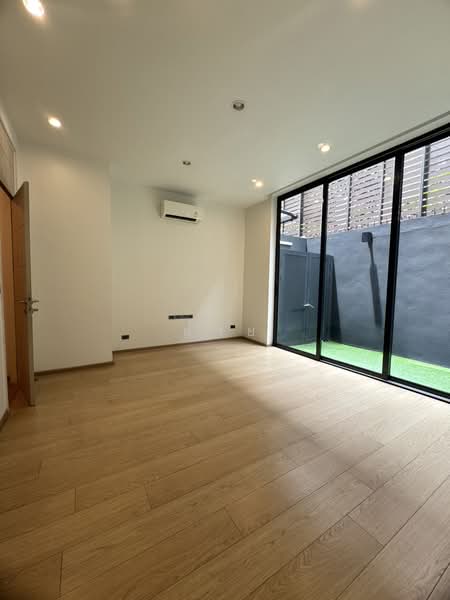 Chewa Heart Sukhumvit 62/1, Bangkok, Soi Sukhumvit 62/1, Bang Chak, Phra Khanong, Bangkok, 3 Bedrooms, 210 sqm, Townhouse For Sale, by ฝ้าย, 500191378 - DDproperty.com