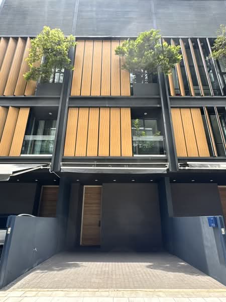 Chewa Heart Sukhumvit 62/1, Bangkok, Soi Sukhumvit 62/1, Bang Chak, Phra Khanong, Bangkok, 3 Bedrooms, 210 sqm, Townhouse For Sale, by ฝ้าย, 500191378 - DDproperty.com