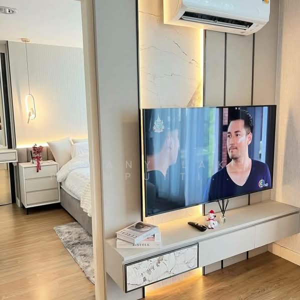 The Kris Ratchada 17, Bangkok, Inthamara 45 Alley, Din Daeng, Din Daeng, Bangkok, 2 Bedrooms, 45 sqm, Condo For Rent, by Thanyalak Premputtiphan, 500191398 - DDproperty.com