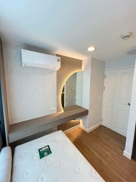 The Kris Ratchada 17, Bangkok, Inthamara 45 Alley, Din Daeng, Din Daeng, Bangkok, 2 Bedrooms, 45 sqm, Condo For Rent, by Thanyalak Premputtiphan, 500191398 - DDproperty.com