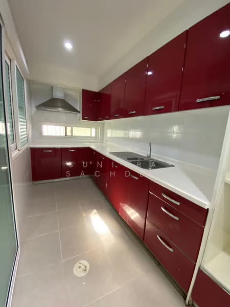 The Exclusive Pattanakarn 44, Bangkok, Soi Phatthanakan 44, Phatthanakan Road, Suan Luang, Suan Luang, Bangkok, 3 Bedrooms, 160 sqm, Townhouse For Rent, by Sunitra Sachdev, 500191434 - DDproperty.com