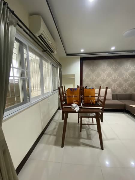 The Exclusive Pattanakarn 44, Bangkok, Soi Phatthanakan 44, Phatthanakan Road, Suan Luang, Suan Luang, Bangkok, 3 Bedrooms, 160 sqm, Townhouse For Rent, by Sunitra Sachdev, 500191434 - DDproperty.com