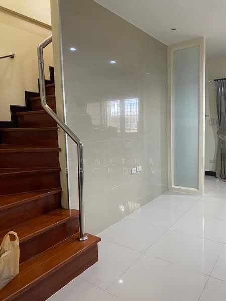 The Exclusive Pattanakarn 44, Bangkok, Soi Phatthanakan 44, Phatthanakan Road, Suan Luang, Suan Luang, Bangkok, 3 Bedrooms, 160 sqm, Townhouse For Rent, by Sunitra Sachdev, 500191434 - DDproperty.com