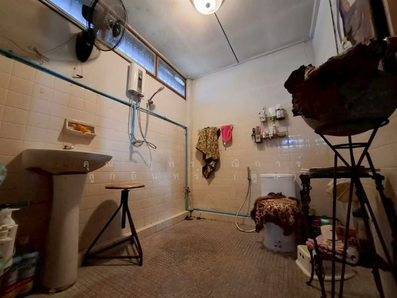 หมู่บ้านส.ภาณุรังษี ซอยบางกรวย-ไทรน้อย17, Nonthaburi, Bang Kruai, Bang Kruai, Nonthaburi, 6 Bedrooms, 360 sqm, Single Detached House For Sale, by คุณ สุพรรณิการ์ ลูกอินทร์ (ตูน), 500191440 - DDproperty.com